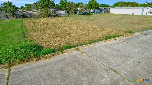 119 N Star Drive, Victoria, TX 77904