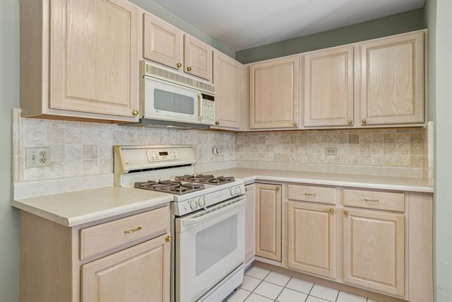 13455 S Mulberry Street, Plainfield, IL 60544