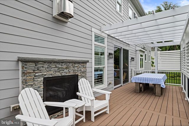 105 MASHIE CT SE, Vienna, VA 22180