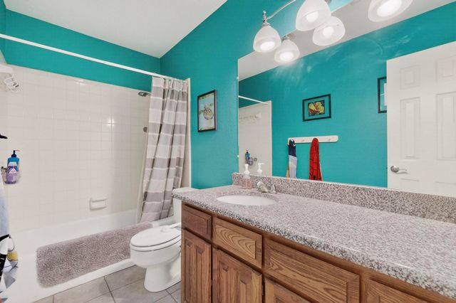 932 Freestone Drive, Arlington, TX 76017