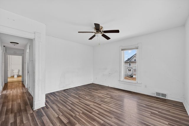 922 Lincoln Avenue, Rochelle, IL 61068