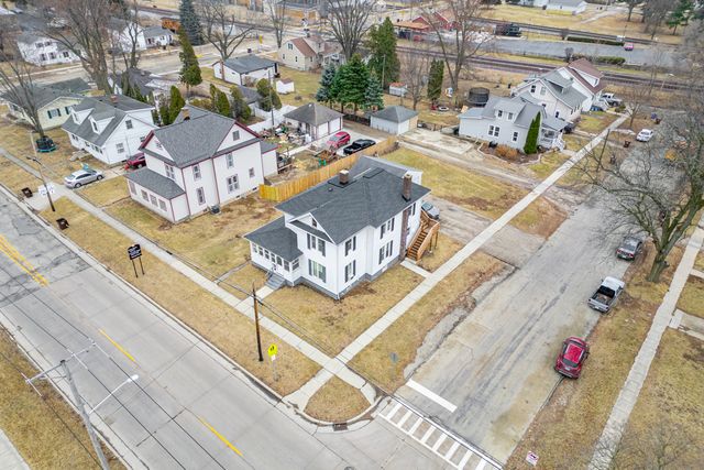 922 Lincoln Avenue, Rochelle, IL 61068