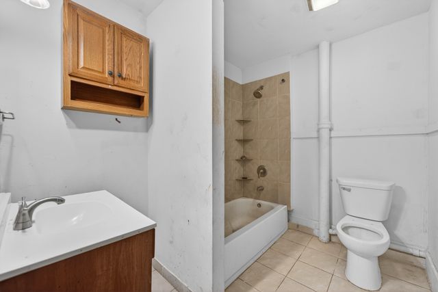 922 Lincoln Avenue, Rochelle, IL 61068