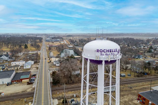 922 Lincoln Avenue, Rochelle, IL 61068