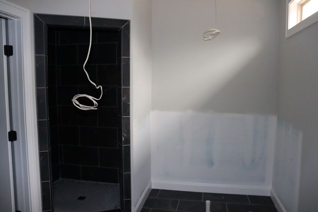 1534 Buck Ridge Ct, Cunningham, TN 37052