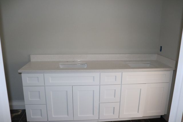 1534 Buck Ridge Ct, Cunningham, TN 37052