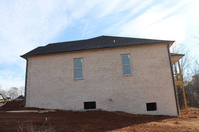 1534 Buck Ridge Ct, Cunningham, TN 37052