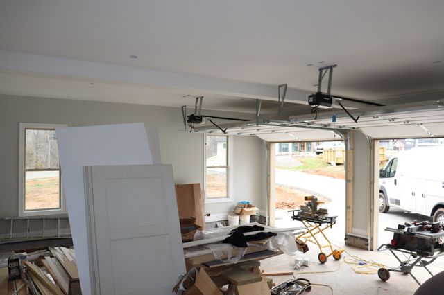 1534 Buck Ridge Ct, Cunningham, TN 37052