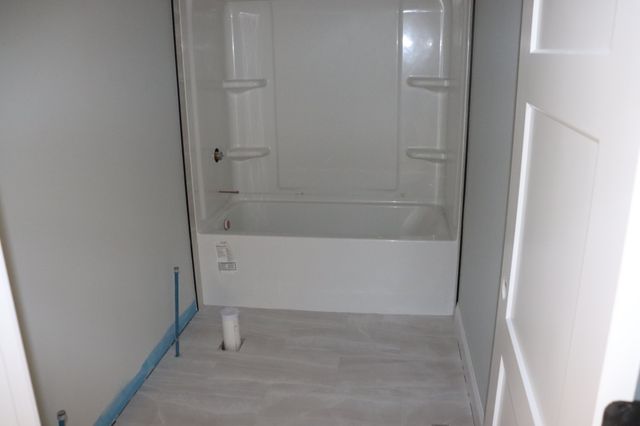 1534 Buck Ridge Ct, Cunningham, TN 37052