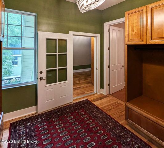 1854 Trevilian Way, Louisville, KY 40205