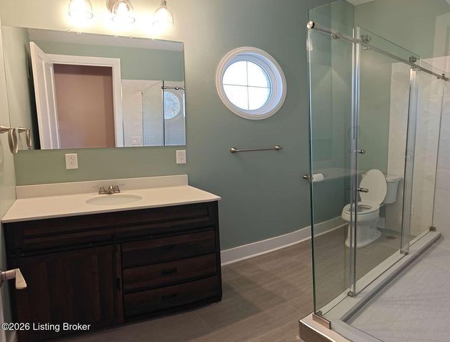 1854 Trevilian Way, Louisville, KY 40205