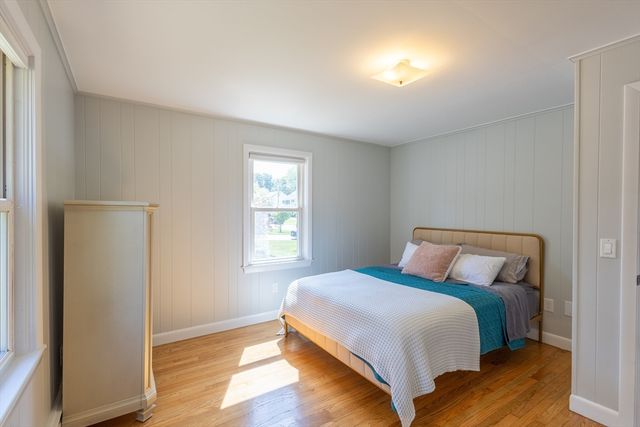 40 Greenfield Rd, Cumberland, RI 02846