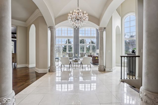 415 Springwood Drive, Carmel, IN 46032