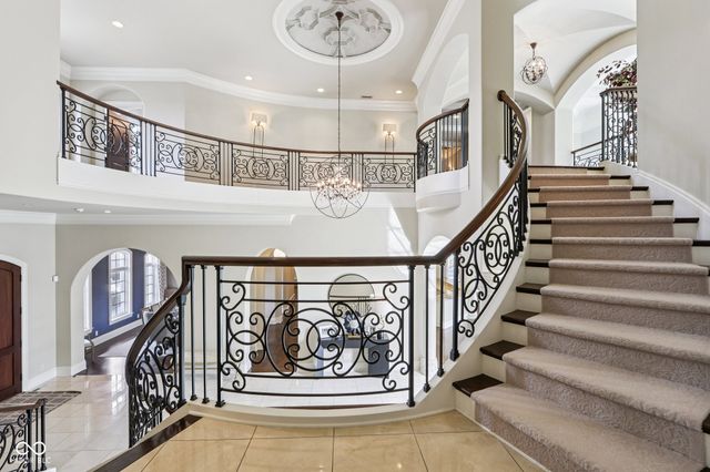 415 Springwood Drive, Carmel, IN 46032