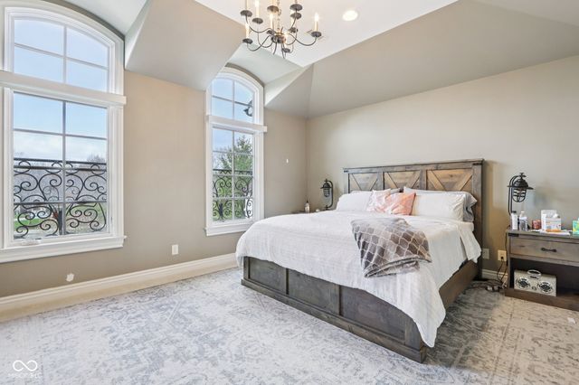 415 Springwood Drive, Carmel, IN 46032