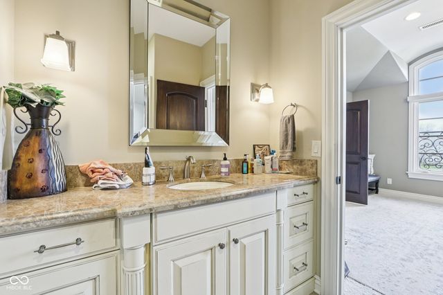 415 Springwood Drive, Carmel, IN 46032