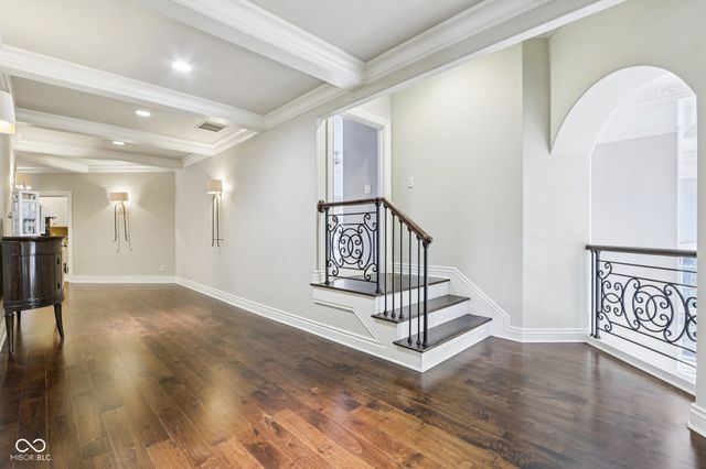 415 Springwood Drive, Carmel, IN 46032