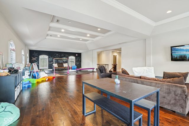 415 Springwood Drive, Carmel, IN 46032