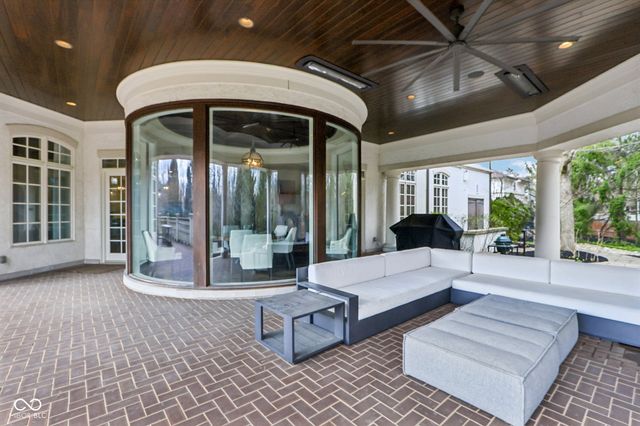 415 Springwood Drive, Carmel, IN 46032