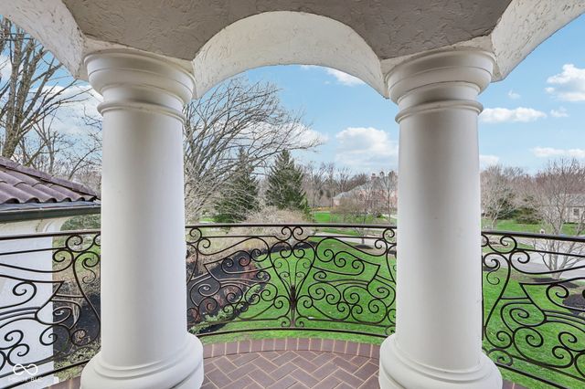 415 Springwood Drive, Carmel, IN 46032