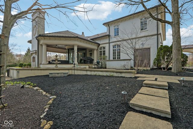 415 Springwood Drive, Carmel, IN 46032