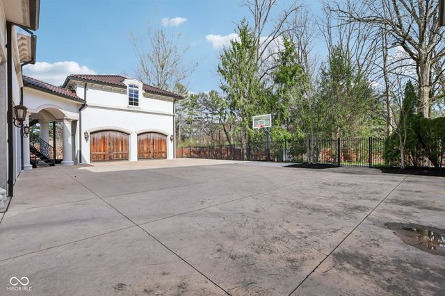 415 Springwood Drive, Carmel, IN 46032