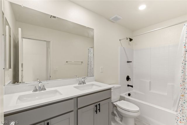 10193 Chockstone Street, Las Vegas, NV 89166