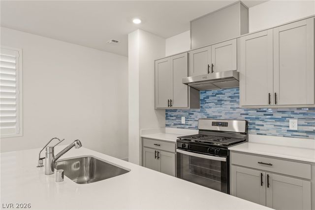 10193 Chockstone Street, Las Vegas, NV 89166