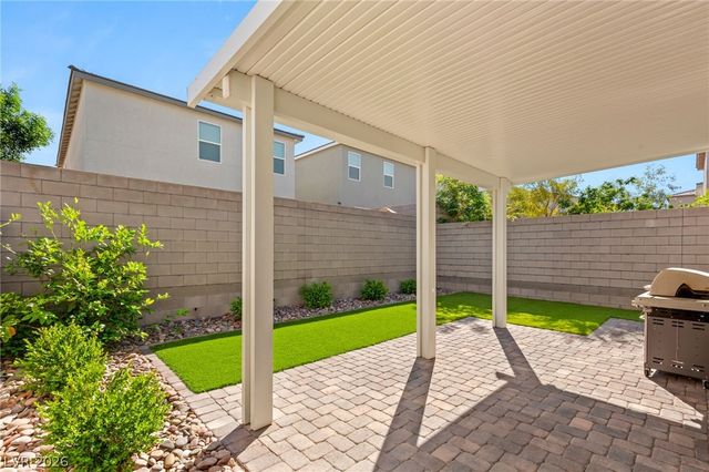 10193 Chockstone Street, Las Vegas, NV 89166