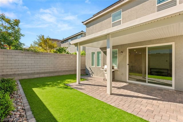 10193 Chockstone Street, Las Vegas, NV 89166