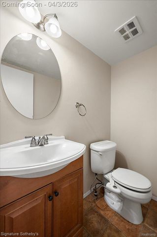 36702 Park Place Drive, Sterling Heights, MI 48310