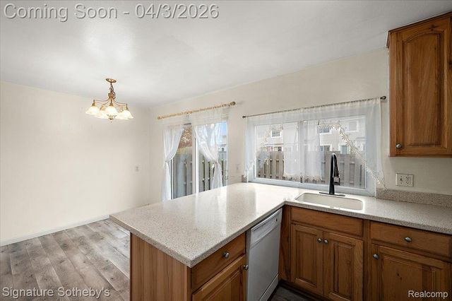 36702 Park Place Drive, Sterling Heights, MI 48310