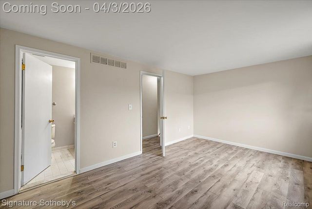 36702 Park Place Drive, Sterling Heights, MI 48310