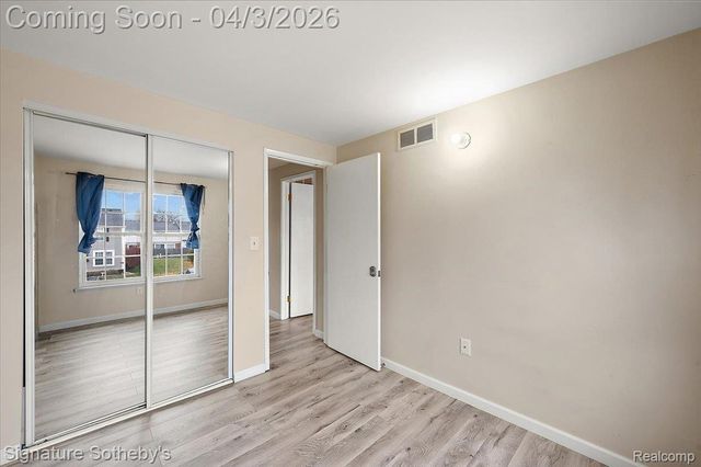 36702 Park Place Drive, Sterling Heights, MI 48310