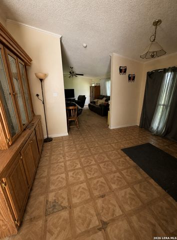 3030 County Road 4516, Hondo, TX 78861