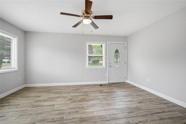 1189 Share Drive, Riverside, OH 45432