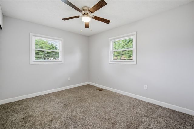 1189 Share Drive, Riverside, OH 45432