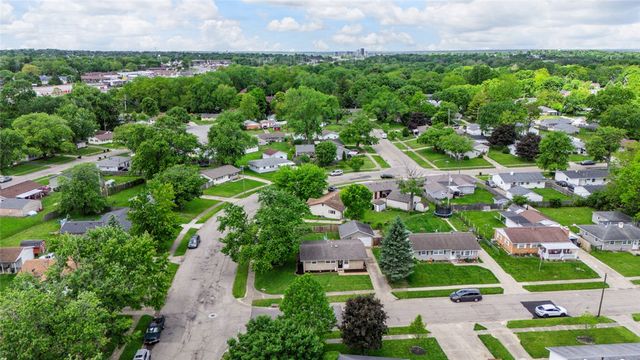 1189 Share Drive, Riverside, OH 45432
