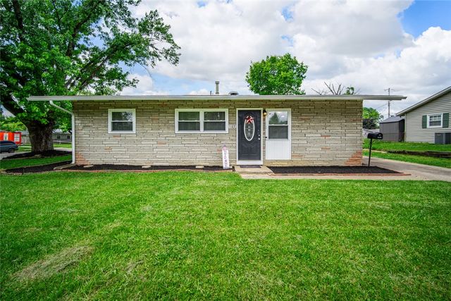 1189 Share Drive, Riverside, OH 45432