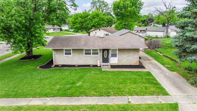 1189 Share Drive, Riverside, OH 45432