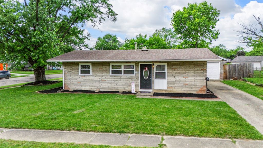 1189 Share Drive, Riverside, OH 45432