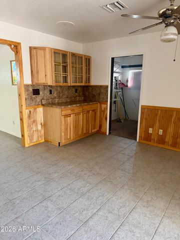 3823 W Greenway Road, Phoenix, AZ 85053