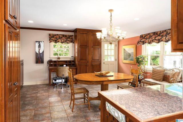 709 VESTAVIA LAKE DRIVE, Vestavia Hills, AL 35216
