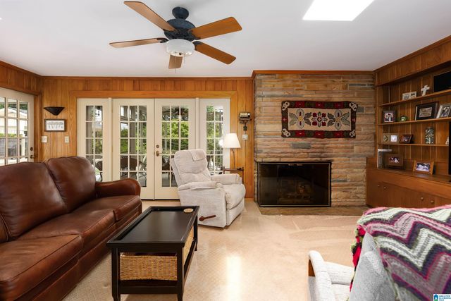 709 VESTAVIA LAKE DRIVE, Vestavia Hills, AL 35216