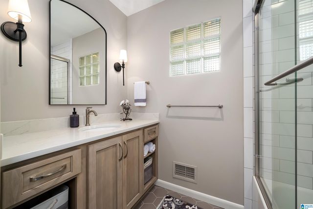 709 VESTAVIA LAKE DRIVE, Vestavia Hills, AL 35216