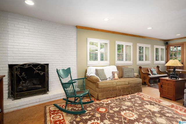 709 VESTAVIA LAKE DRIVE, Vestavia Hills, AL 35216