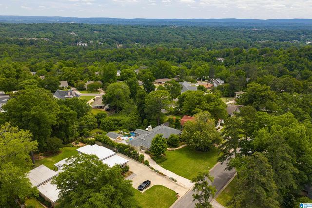 709 VESTAVIA LAKE DRIVE, Vestavia Hills, AL 35216
