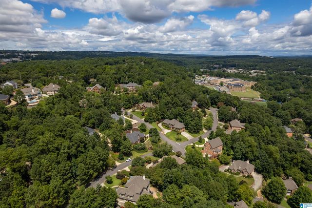 709 VESTAVIA LAKE DRIVE, Vestavia Hills, AL 35216