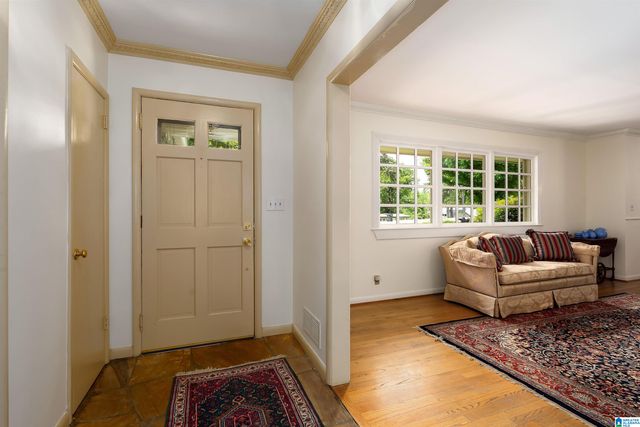 709 VESTAVIA LAKE DRIVE, Vestavia Hills, AL 35216