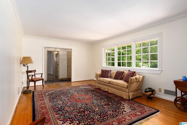 709 VESTAVIA LAKE DRIVE, Vestavia Hills, AL 35216